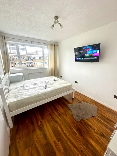 4 Rooms available in Brand New flat in Putney Main Photo