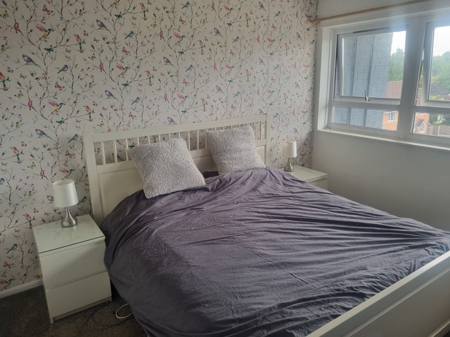 Double room 750 PCM bills & council tax included  Main Photo