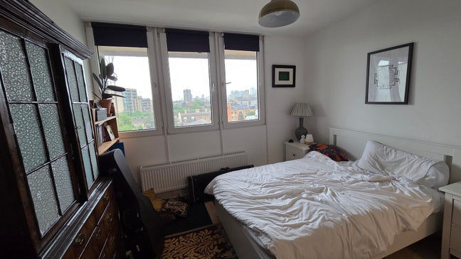 Beautiful Room in a Newly Refurbished Flat Main Photo