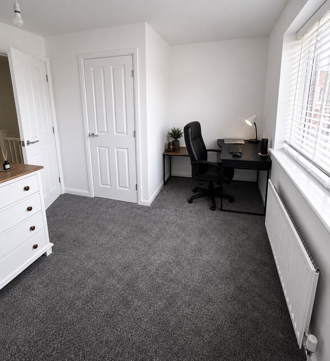 Double room to rent - Quiet & Tidy Household ☺️  Main Photo