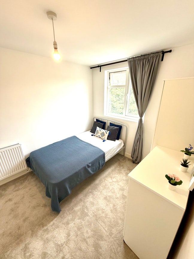 *Cozy Double Room, Next to Cricklewood Station Main Photo
