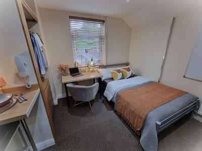 Avail May/ June 2026 Bills Inc Studio Lincoln LN1  Main Photo