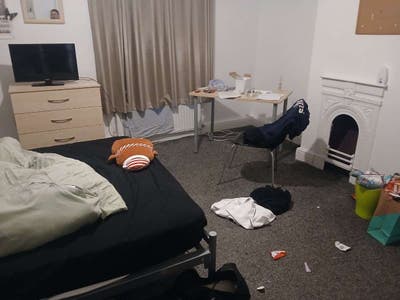 Student House Accommodation Room Available Main Photo