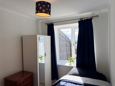 Single room Main Photo