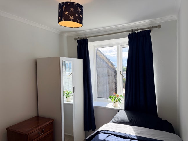 Single room Main Photo