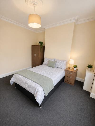 Clean house in Bordesley Green  Main Photo