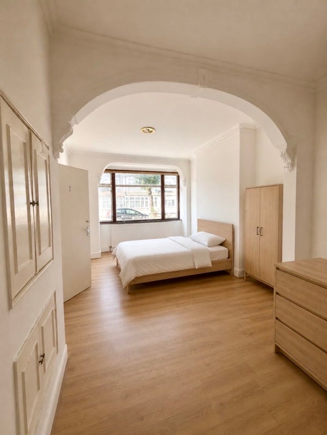 🔥5 Ensuite Room🏠 Studio! ILFORD! All Bill Includ Main Photo