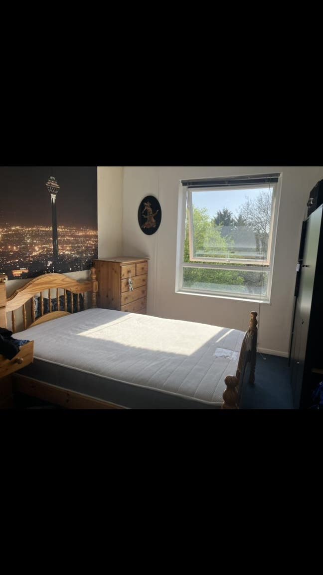 Large double room! Main Photo
