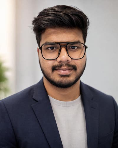 Professional Friendly Male seeks a double room Main Photo