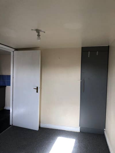 1 bedroom Flat - Great location Nice Neighbours Main Photo