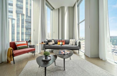 Luxury apartment in greenwich Main Photo