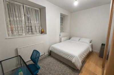 Spacious Double Room to Rent in Greenwich  Main Photo