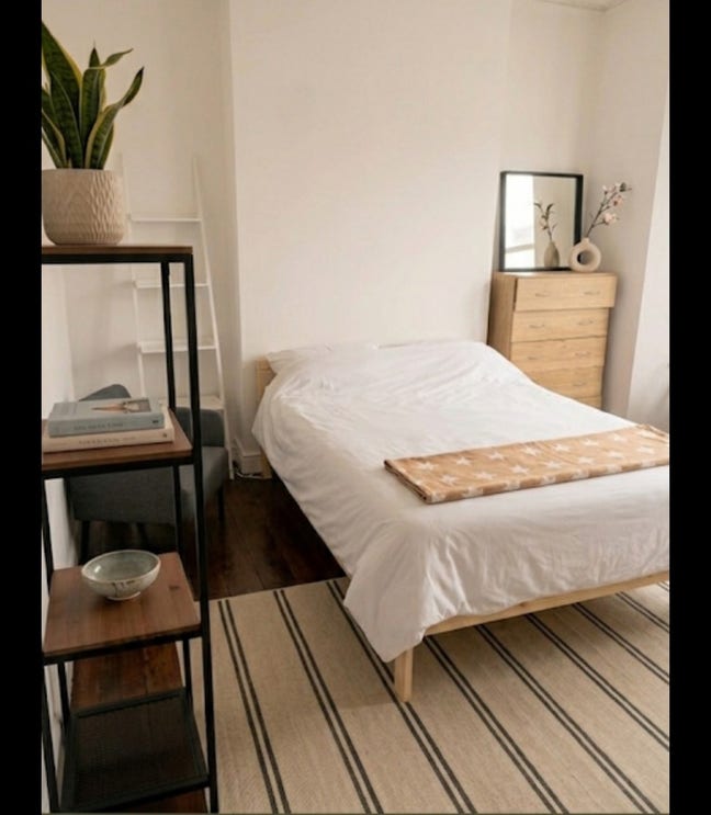 Double room in clean house Main Photo