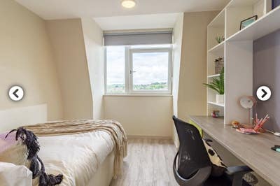 Large ensuite room with private bathroom Main Photo