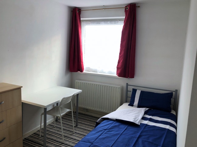 Cosy Single Room, Mile End, Bills Included Main Photo