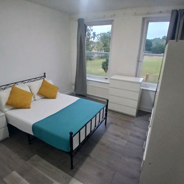 2 Bed Flat | Opposite Finsbury Park  Main Photo