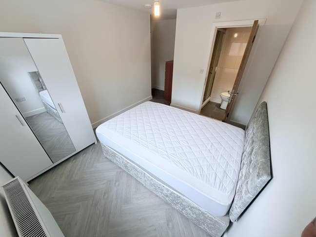 Ensuite Rooms-Near Northern General-All Bills PAID Main Photo