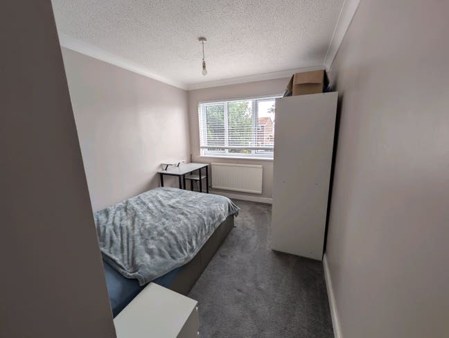 Double Room Available in Springfield Main Photo