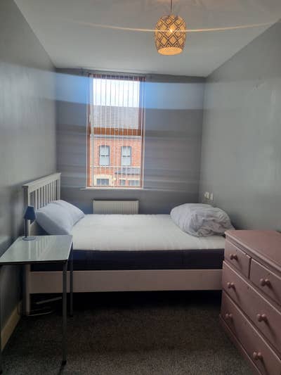 Double room available in North Belfast  Main Photo