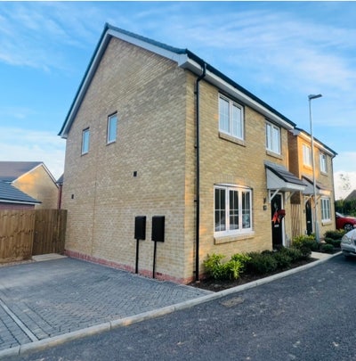 Modern 3 Bedroom Whole Rental Property  Main Photo