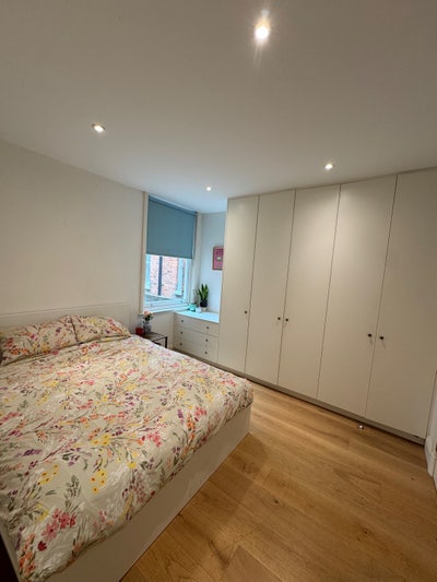 En-Suite Room Available in Cricklewood from 01/08 Main Photo