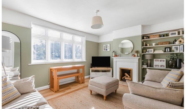 St Albans flat! Close to Station Main Photo