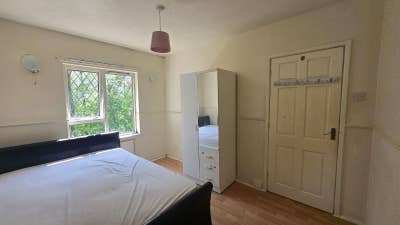 Large Double room  Main Photo