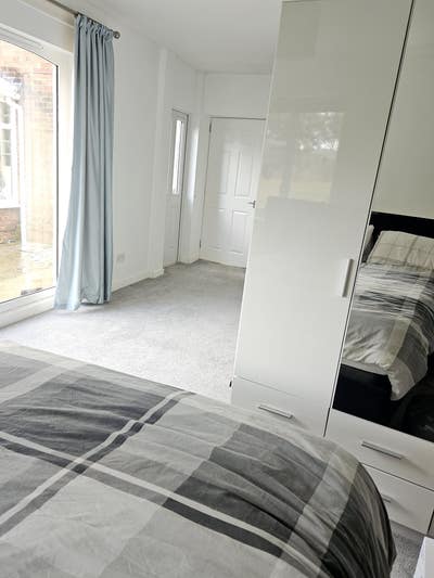 2 room suite - living room and bedroom ensuite Main Photo