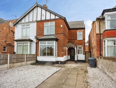 Modern Double Rooms| Parking |West Bridgford Notts Main Photo