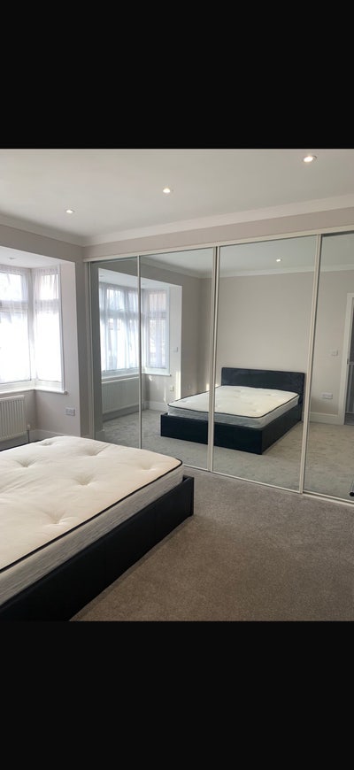 Large double room  Main Photo
