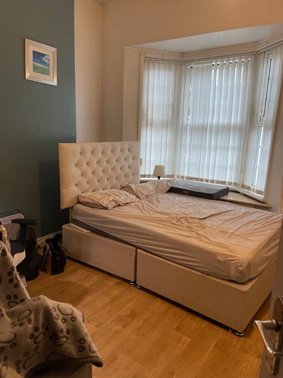 Furnished Double Room to Rent Bills Included Main Photo