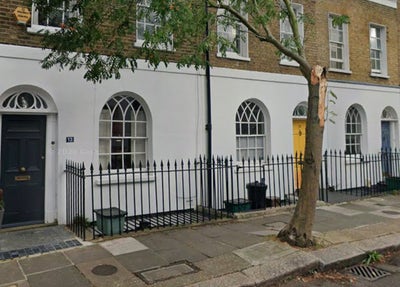 Double Room in Three Bed Flat Main Photo