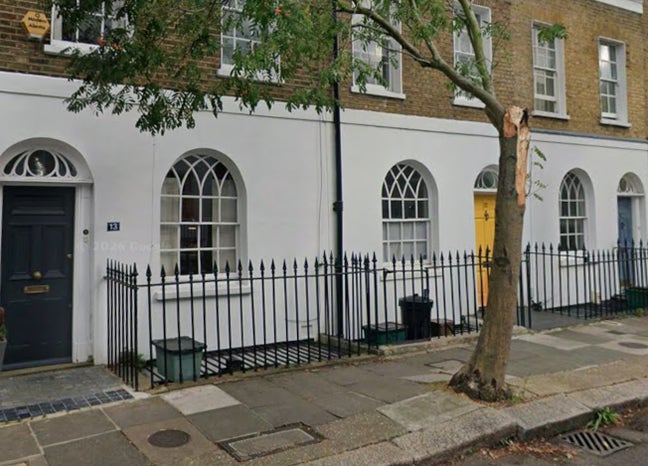 Double Room in Three Bed Flat Main Photo