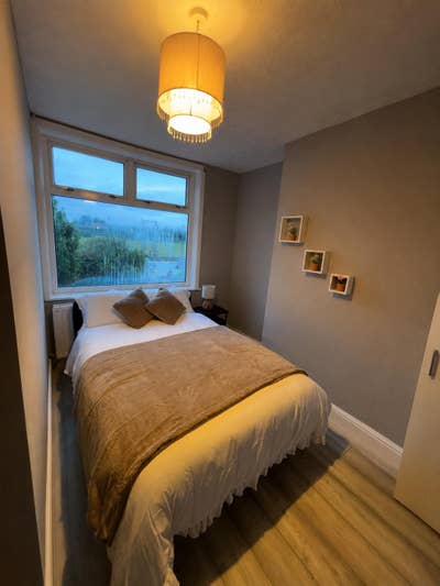 Beautiful fresh refurb professional shared house  Main Photo