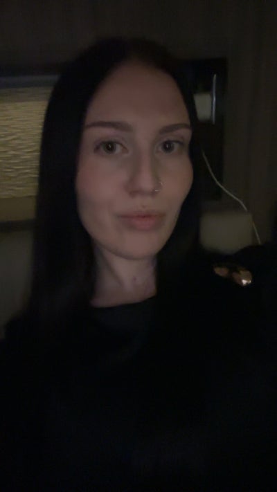 Professional Female seeks a double room Main Photo