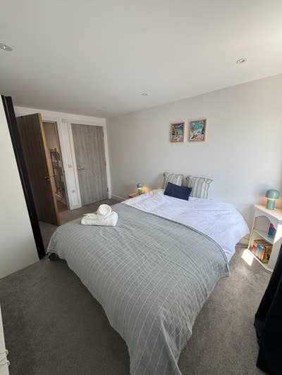 Double bedrooms in spacious flat in Bedminster Main Photo