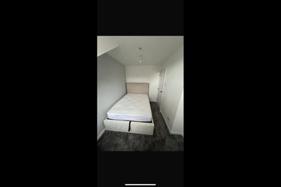 Double room available  Main Photo