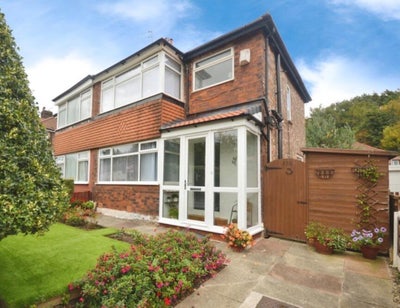 High-Demand | Newly Refurbished 4-Bed Semi  Main Photo