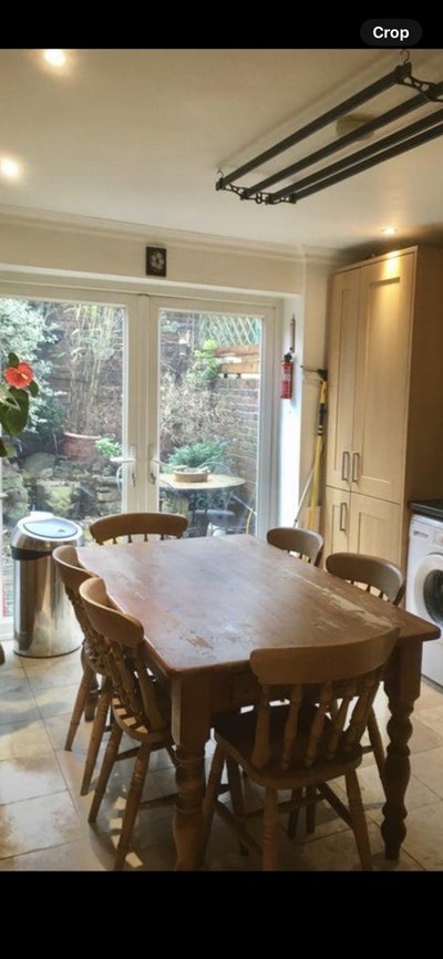 Top-Floor Double Room|En-Suite & Walk-In Wardrobe Main Photo
