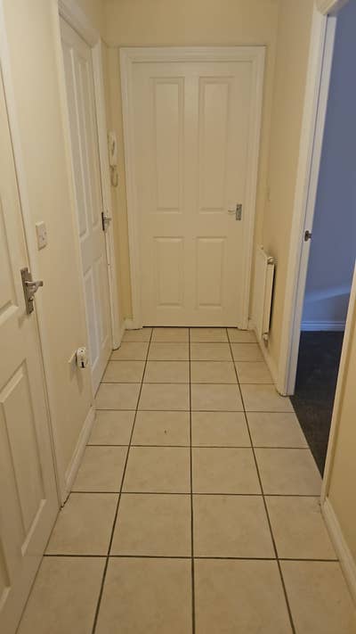 One bedroom to let  Main Photo