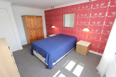Large Double Room SO16 Main Photo