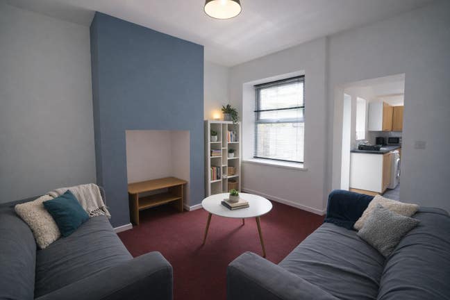 Working professional property - All bills included Main Photo