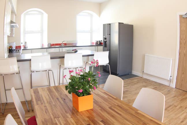 🏡 Seion Chapel Apartment Premium 4 bedroom  Main Photo