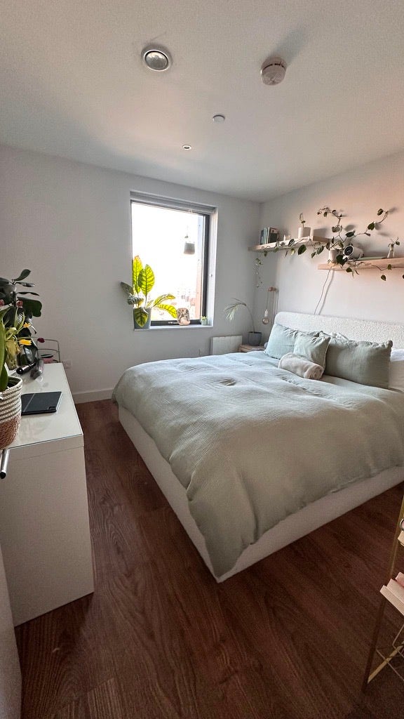 Lovely room available in New Islington from July! Main Photo