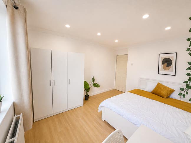 4 Affordable Rooms in Classy Highbury Area Main Photo