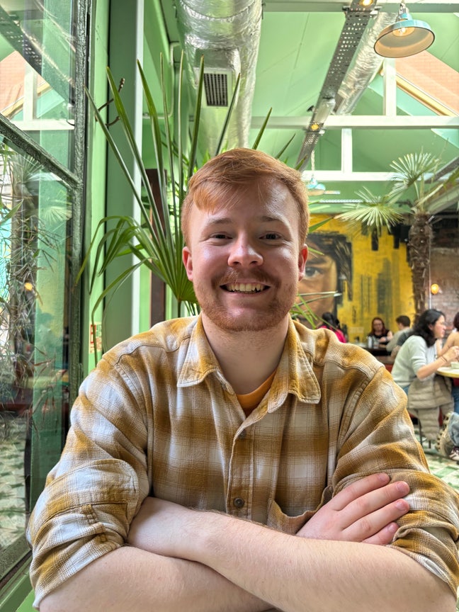 Hi! I’m looking for a room in a flat or house  Main Photo