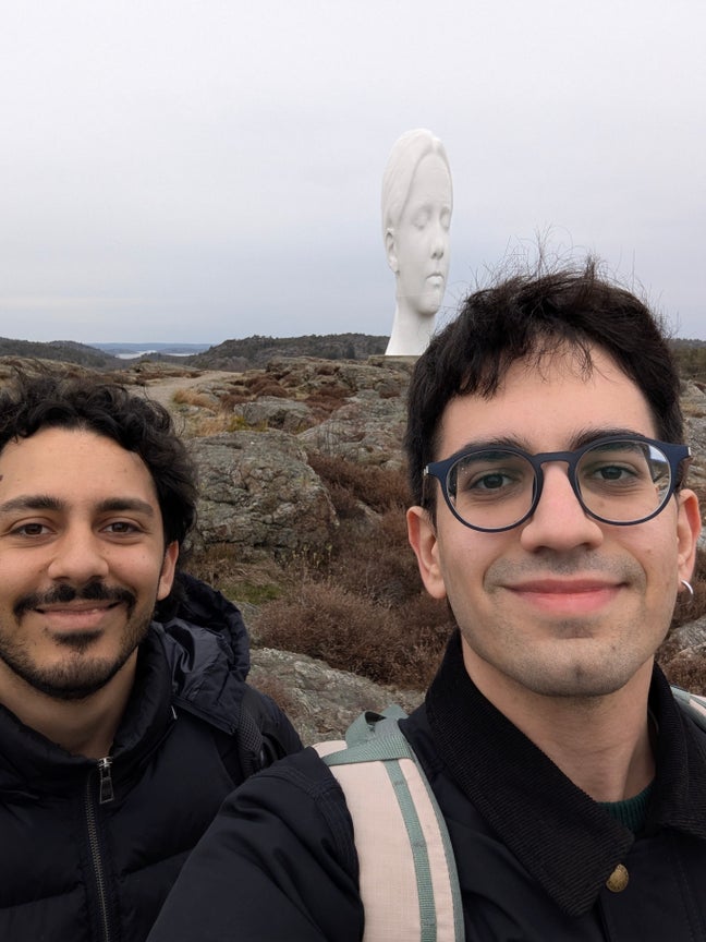 27 y/o PhD student looking for flat/house share Main Photo