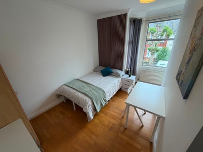Cosy Double Room Available East Finchley 🌟  Main Photo
