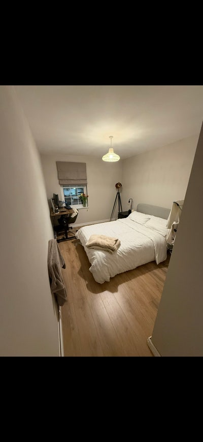 En-suite bedroom available EH6 Main Photo