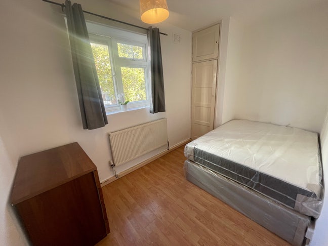 Vauxhall SW8 Nine Elms Double room bills inc!  Main Photo